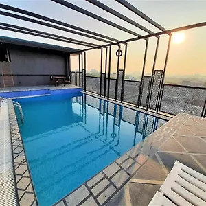 suvin-residency-with-rooftop-swimming-pool.udaipurhotels.org/